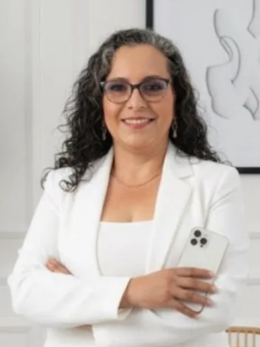 Retrato de Tatiana Arroyo, Asesora Inmobiliaria de LA Realty Group